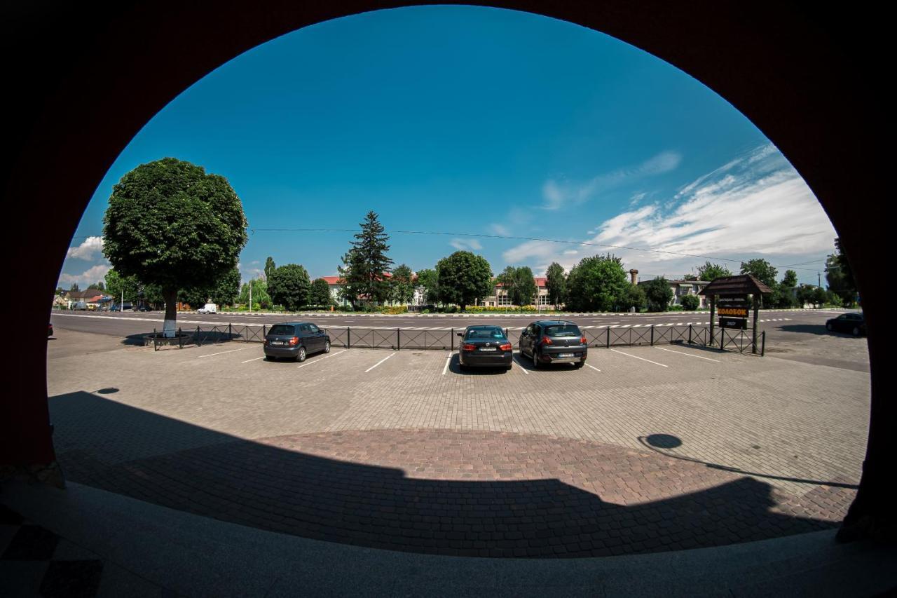 Hotel Kolobok Kniahynynok Zewnętrze zdjęcie