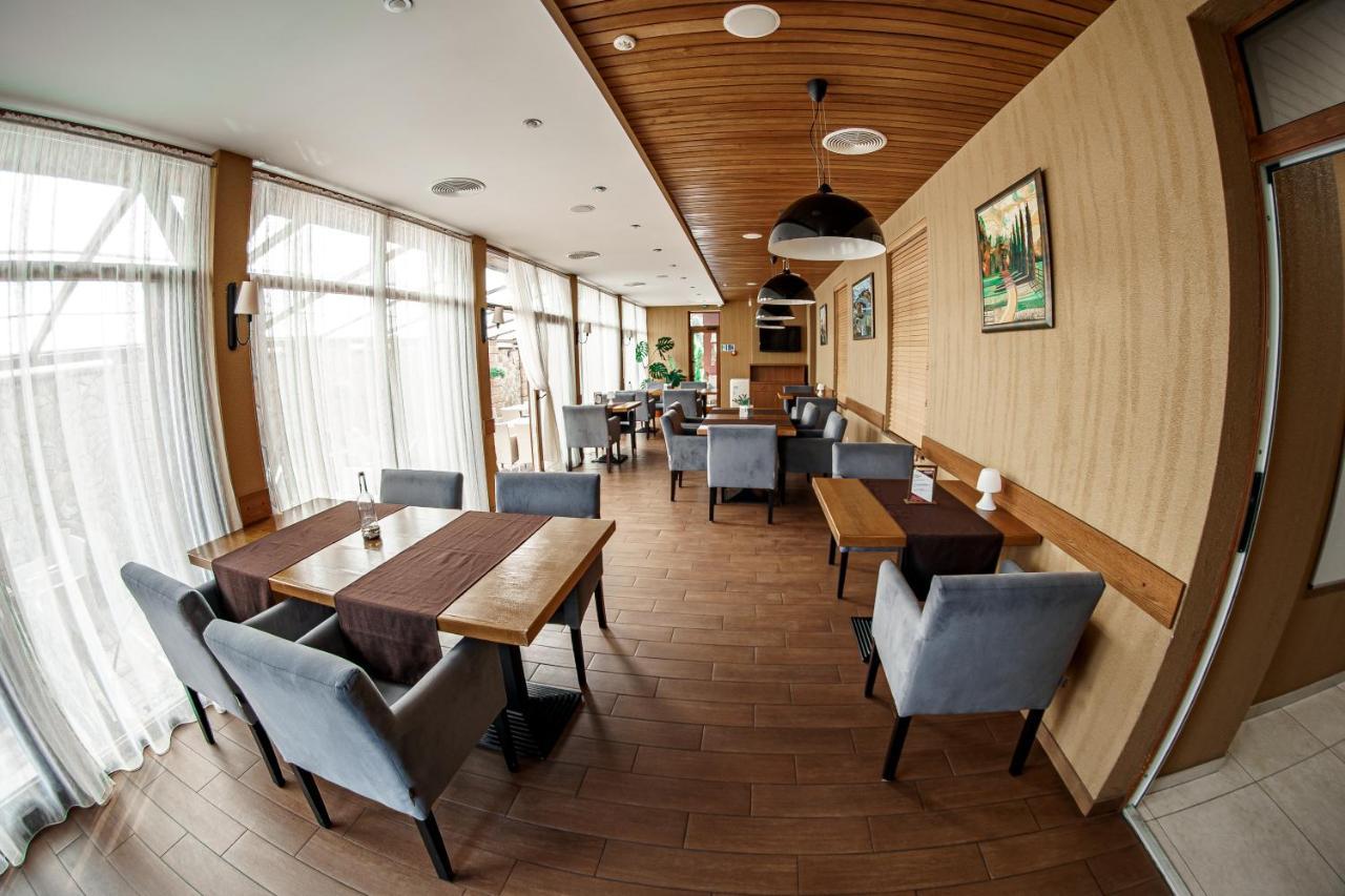 Hotel Kolobok Kniahynynok Zewnętrze zdjęcie