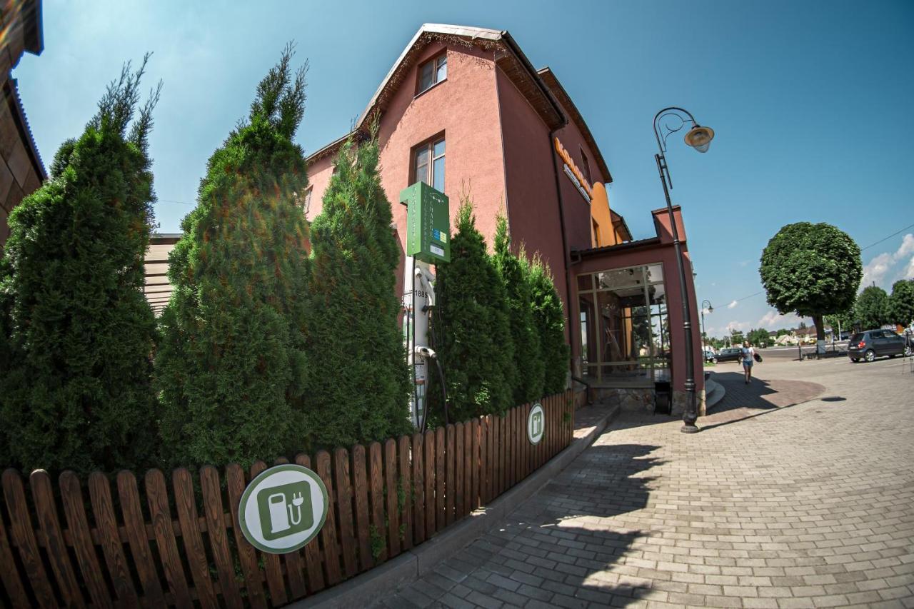 Hotel Kolobok Kniahynynok Zewnętrze zdjęcie